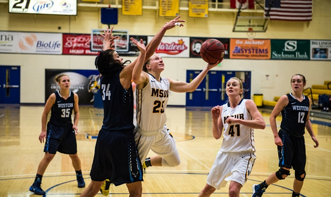 The Yellowjackets defeated two of the GNAC's top teams in Western Washington and Simon Fraser, advancing their winning streak to seven games.